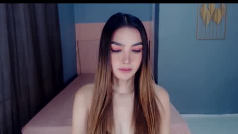 queenemeraldts online show from 11/06/25, 03:07