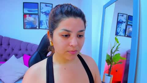 Queen online show from 01/26/25, 02:19