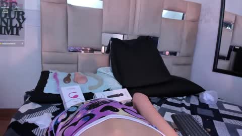 QUEENJEENN online show from 03/07/25, 06:13