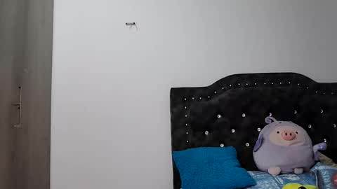 QUEENJEENN online show from 10/27/25, 07:18