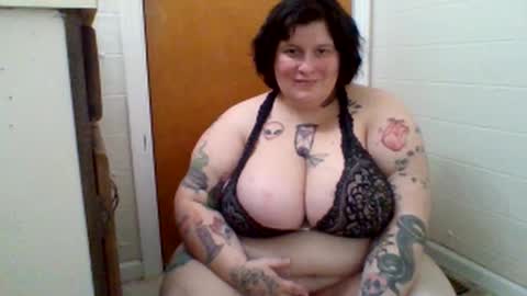 QueenJezabel online show from 12/24/24, 11:55