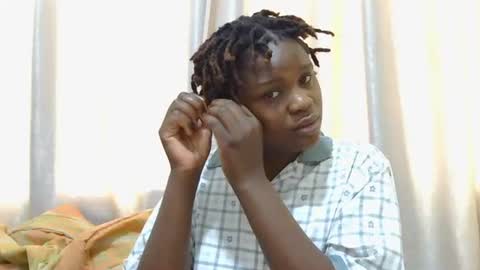 queenkesha online show from 12/16/25, 08:41