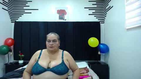 VickyBoobss online show from 10/27/25, 08:35
