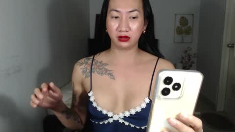 QUEEN online show from 12/29/24, 11:40