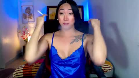 QUEEN online show from 02/09/25, 02:07