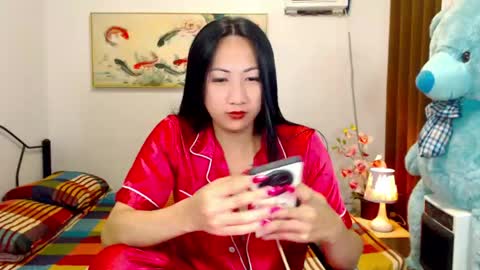 QUEEN online show from 05/29/26, 02:48