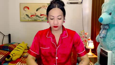 QUEEN online show from 05/30/26, 08:44