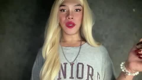 QUEEN online show from 02/10/26, 03:21