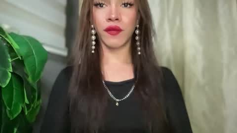 QUEEN online show from 02/27/26, 09:37