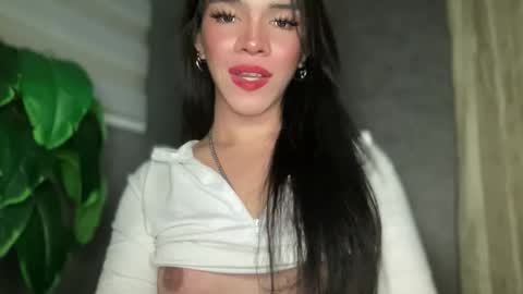 QUEEN online show from 03/21/26, 03:00