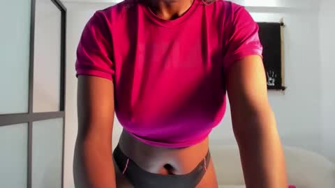 Snapshot of queenofass_ chatting on 12/13/24, 11:34 cathy online show from 12/13/24, 11:34