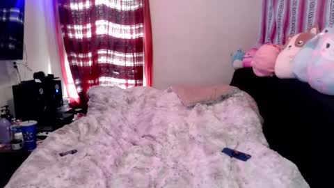 Snapshot of queenofheartsfaerah chatting on 02/09/25, 08:34 QueenOfHearts online show from 02/09/25, 08:34