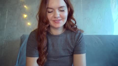 Snapshot of queenofmodels chatting on 01/29/25, 05:40 QueenOfModels online show from 01/29/25, 05:40