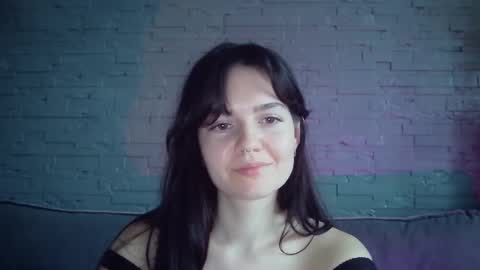 QueenOfModels online show from 11/14/25, 11:20