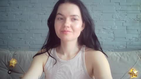 QueenOfModels online show from 04/25/26, 04:04