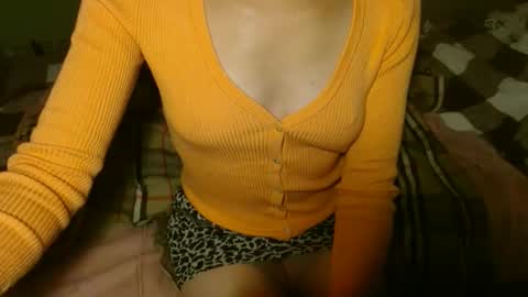 queenoftenderness online show from 10/03/25, 08:17