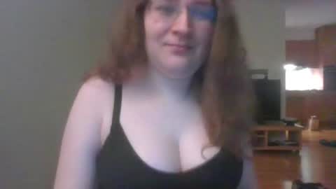 Snapshot of queenofthenights chatting on 06/19/26, 09:29 queenofthenights online show from 06/19/26, 09:29