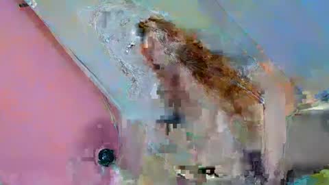 QUEEN online show from 02/01/25, 04:33