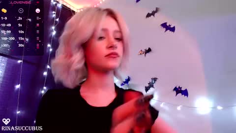 Ricarda online show from 02/10/25, 04:30