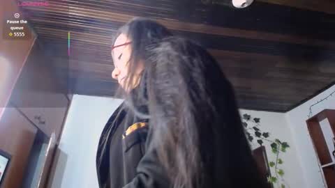 queenrose94 online show from 02/26/26, 12:15