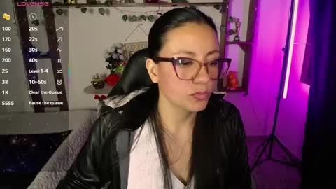 queenrose94 online show from 04/15/26, 01:29