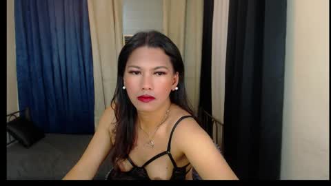 Snapshot of queensabbyvee chatting on 02/11/25, 02:13 Sabrina online show from 02/11/25, 02:13