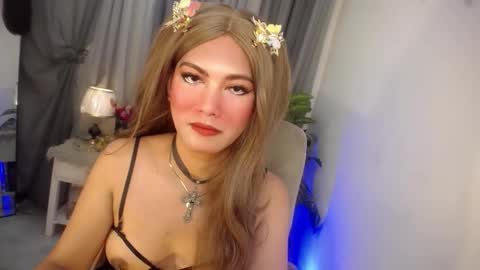 Snapshot of queensabbyvee chatting on 10/23/25, 02:38 Sabrina online show from 10/23/25, 02:38