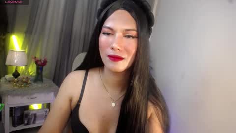 Snapshot of queensabbyvee chatting on 10/31/25, 04:19 Sabrina online show from 10/31/25, 04:19