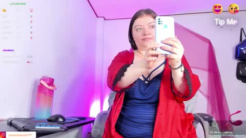 Samantha online show from 12/21/25, 01:35