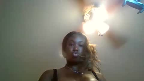 queensandyyy online show from 12/14/25, 10:58