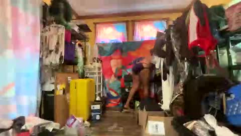 Queen Hilarity online show from 03/07/26, 08:28