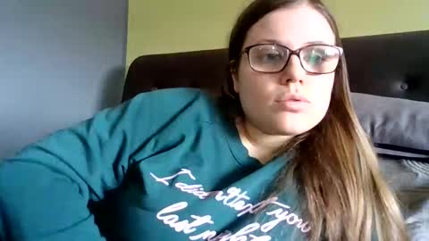 queenstuff online show from 02/09/26, 12:20