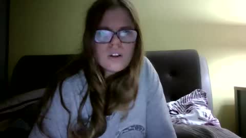 queenstuff online show from 02/12/26, 10:16