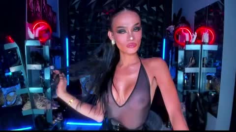 ValentinaMoone online show from 05/18/26, 11:21