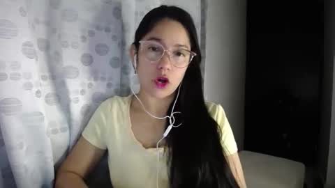 Paola online show from 03/25/26, 04:29