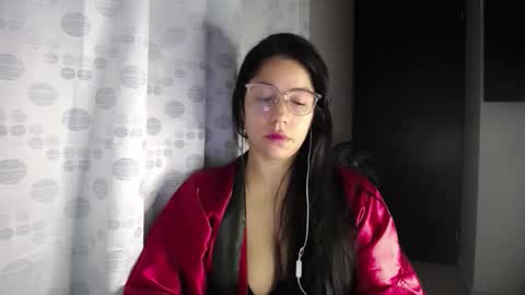 Snapshot of queenvictoria2023 chatting on 04/13/26, 03:34 Paola online show from 04/13/26, 03:34