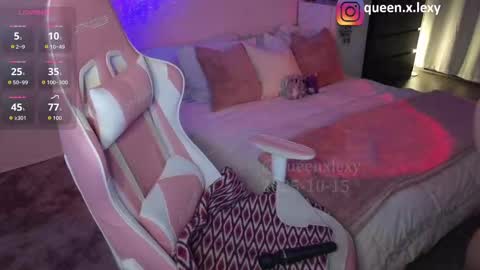 Snapshot of queenx_lexy chatting on 10/16/25, 07:04 queenx_lexy online show from 10/16/25, 07:04