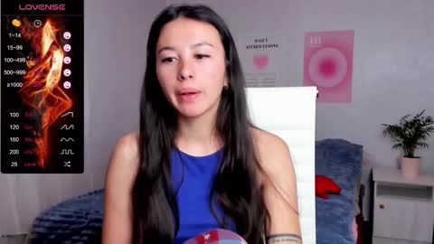 Snapshot of queitsharm_ chatting on 10/11/25, 06:01 Anna online show from 10/11/25, 06:01