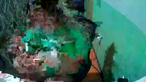 Snapshot of quelly40 chatting on 05/10/26, 02:11 quelly40 online show from 05/10/26, 02:11