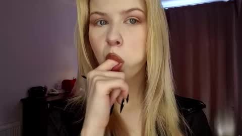 Tate online show from 03/15/26, 06:19