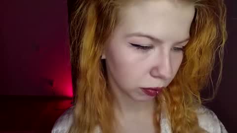 Snapshot of quennabrucker chatting on 07/22/26, 06:27 Tate online show from 07/22/26, 06:27