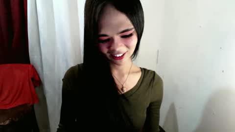 Snapshot of quenny121698 chatting on 10/04/25, 06:00 quenny121698 online show from 10/04/25, 06:00