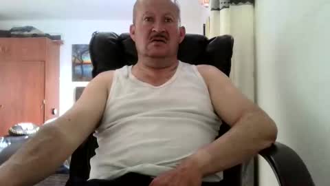 Snapshot of querubinrebelde chatting on 05/10/26, 10:04 Don Ramon online show from 05/10/26, 10:04