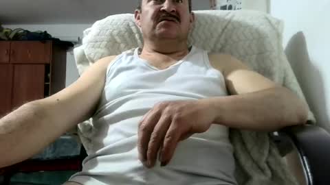 Snapshot of querubinrebelde chatting on 06/18/26, 01:17 Don Ramon online show from 06/18/26, 01:17