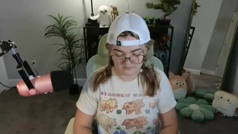 Bri online show from 11/27/25, 04:03