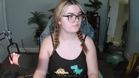 Bri online show from 02/15/26, 03:36