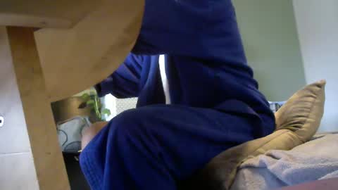 quetequeres online show from 02/15/26, 08:57