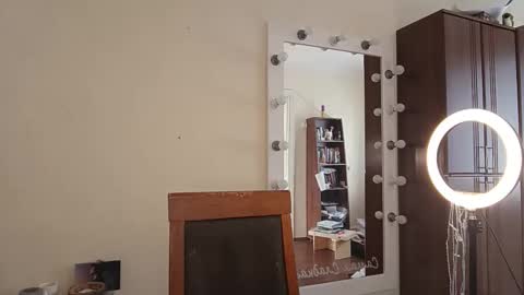 quiet_smile online show from 03/13/26, 11:06