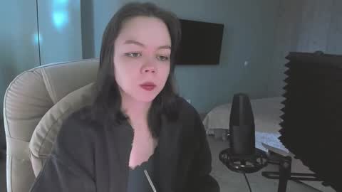 quietluxury online show from 03/19/26, 12:20