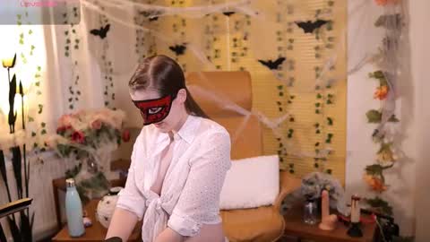 QuinnMonroe online show from 10/26/25, 03:18